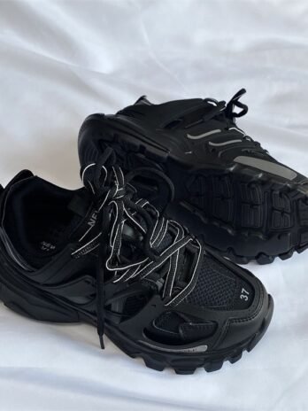 Mens Retro, Minimalist, Versatile Chunky-soled Sneakers